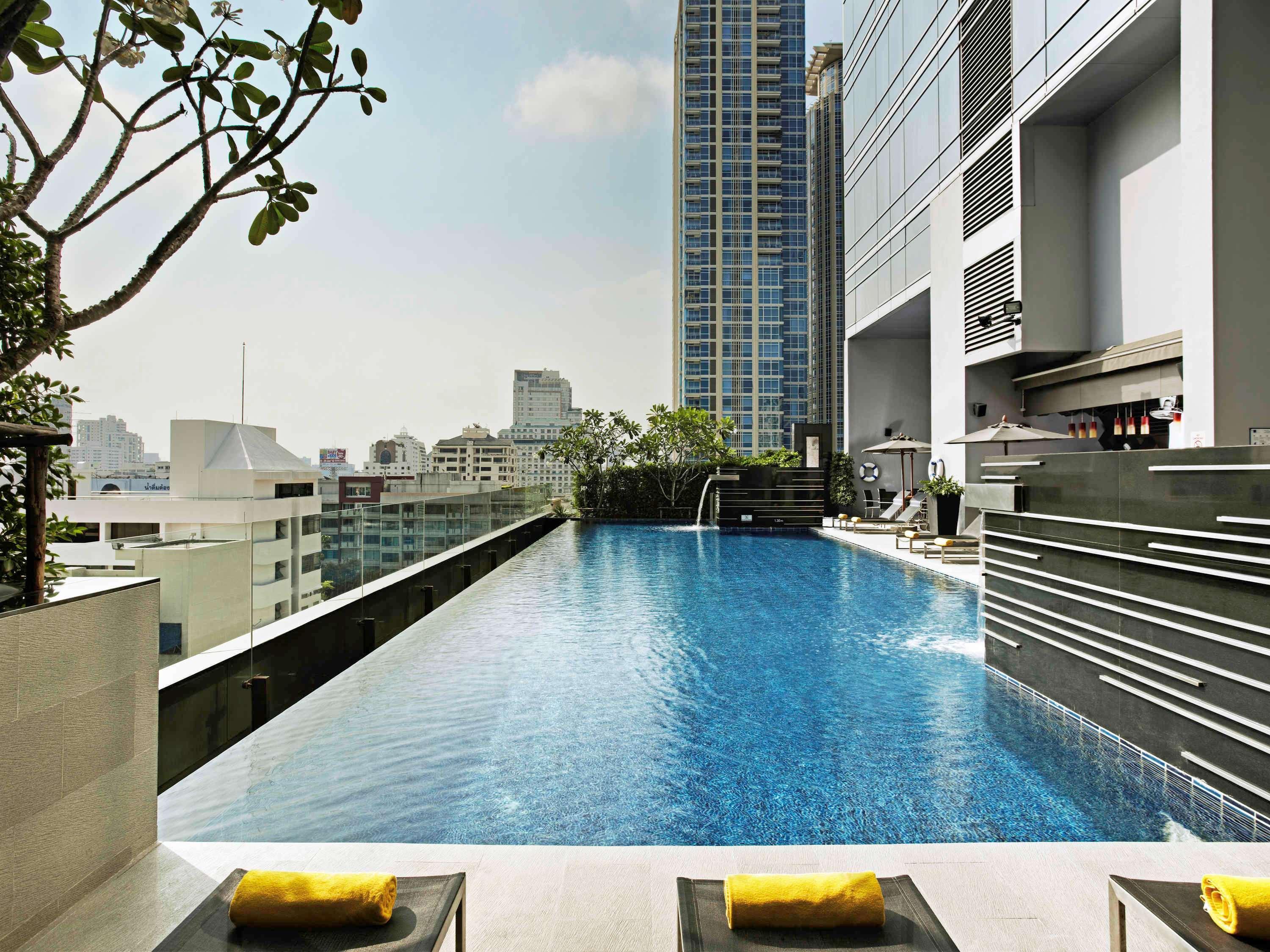 Four Points By Sheraton Bangkok Ploenchit - Formerly Novotel Bangkok Ploenchit Zewnętrze zdjęcie