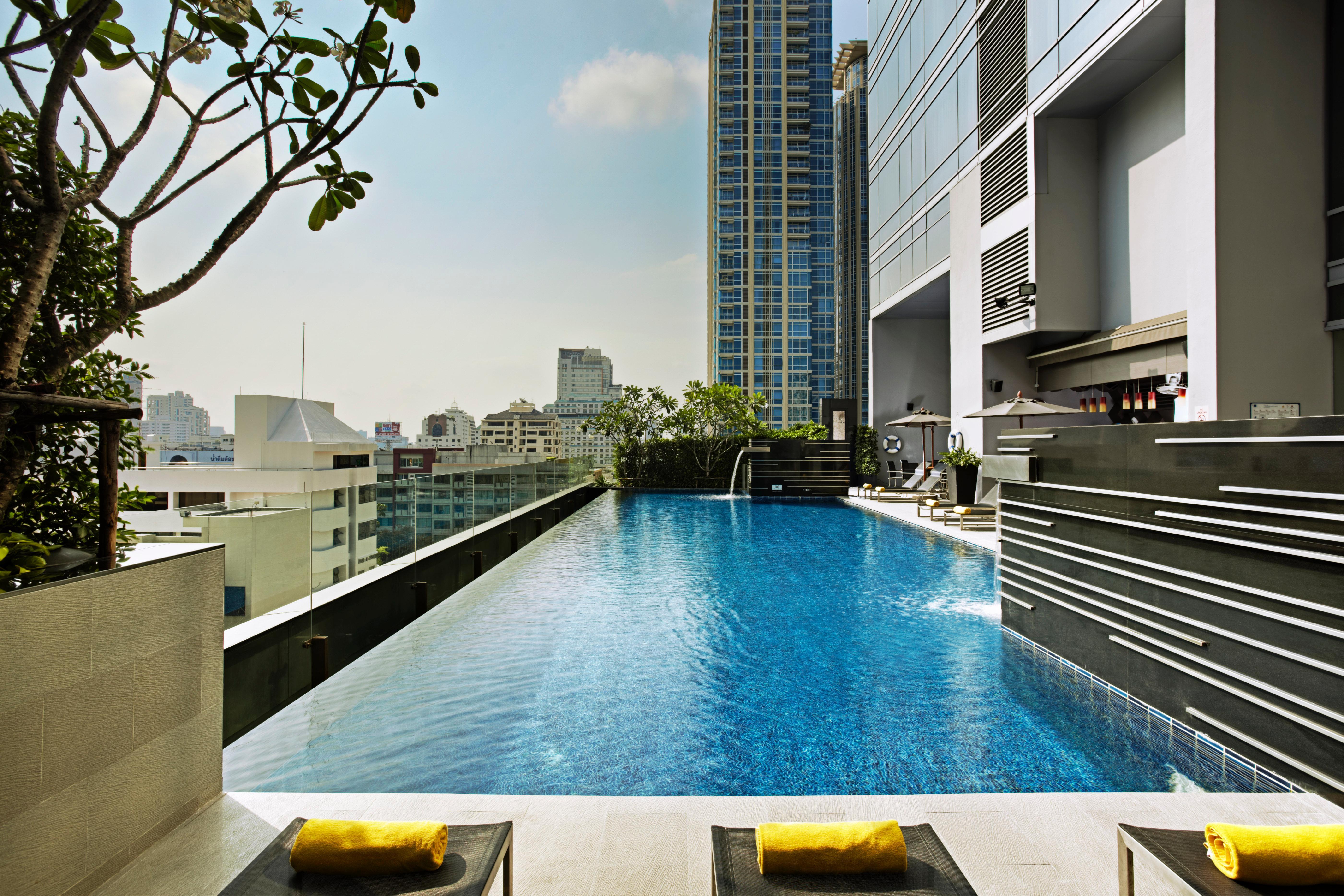 Four Points By Sheraton Bangkok Ploenchit - Formerly Novotel Bangkok Ploenchit Zewnętrze zdjęcie