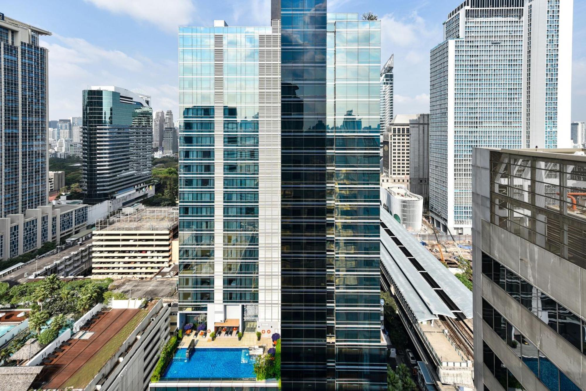 Four Points By Sheraton Bangkok Ploenchit - Formerly Novotel Bangkok Ploenchit Zewnętrze zdjęcie